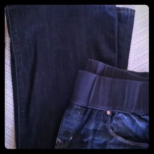 Gap maternity stretch waist sexy boot jeans.